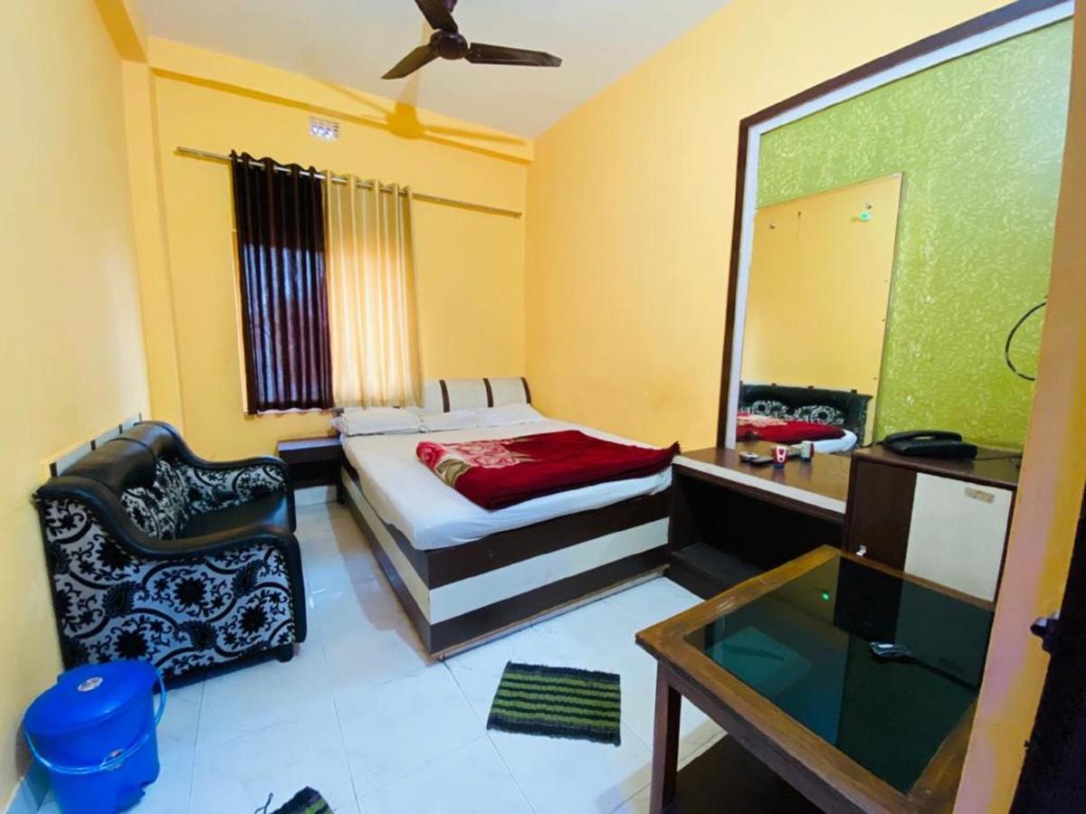 Staymaker Hotel Prerana Tarapith Esterno foto