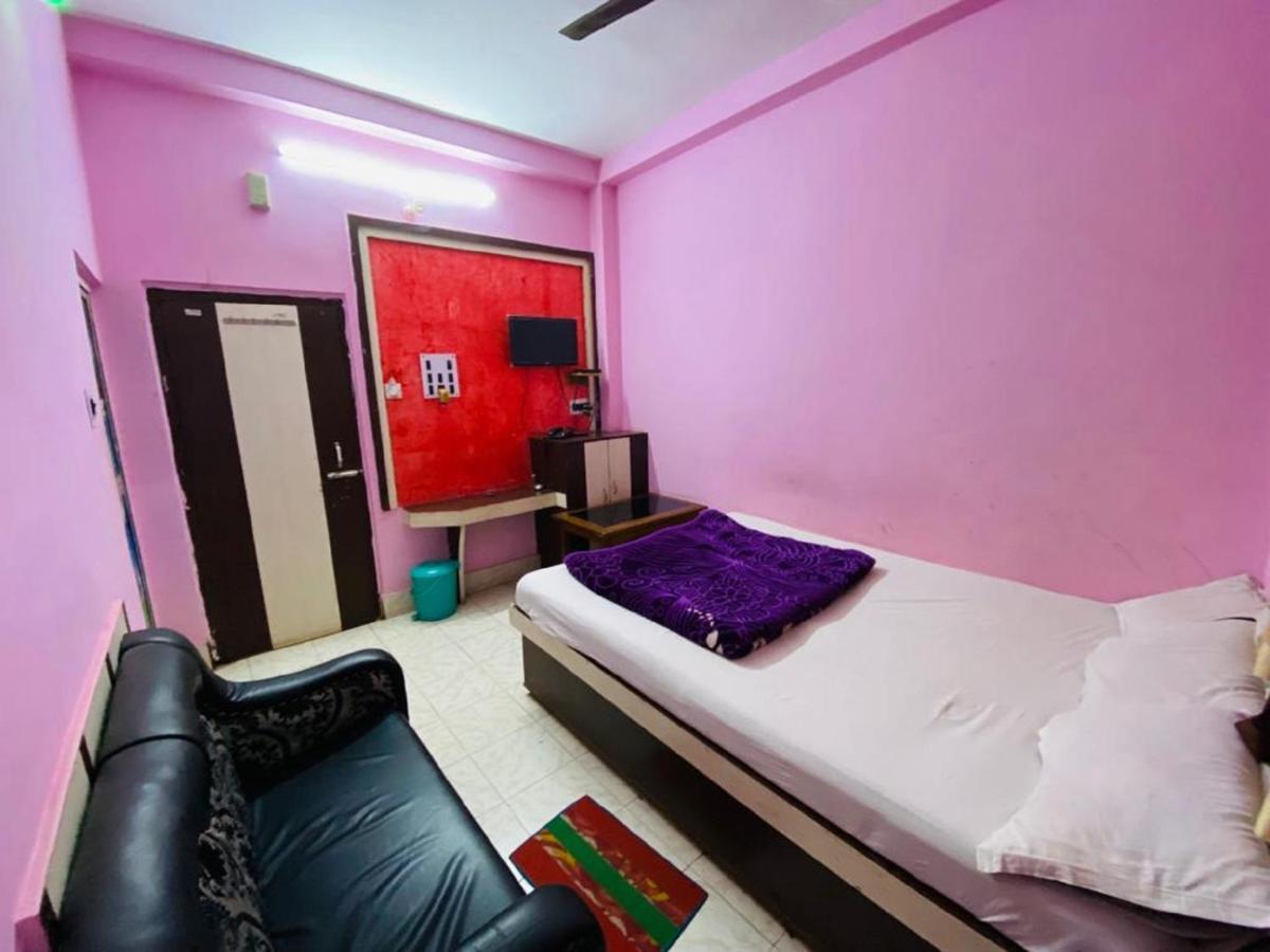 Staymaker Hotel Prerana Tarapith Esterno foto