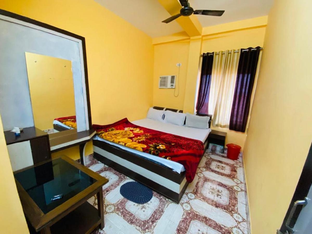 Staymaker Hotel Prerana Tarapith Esterno foto